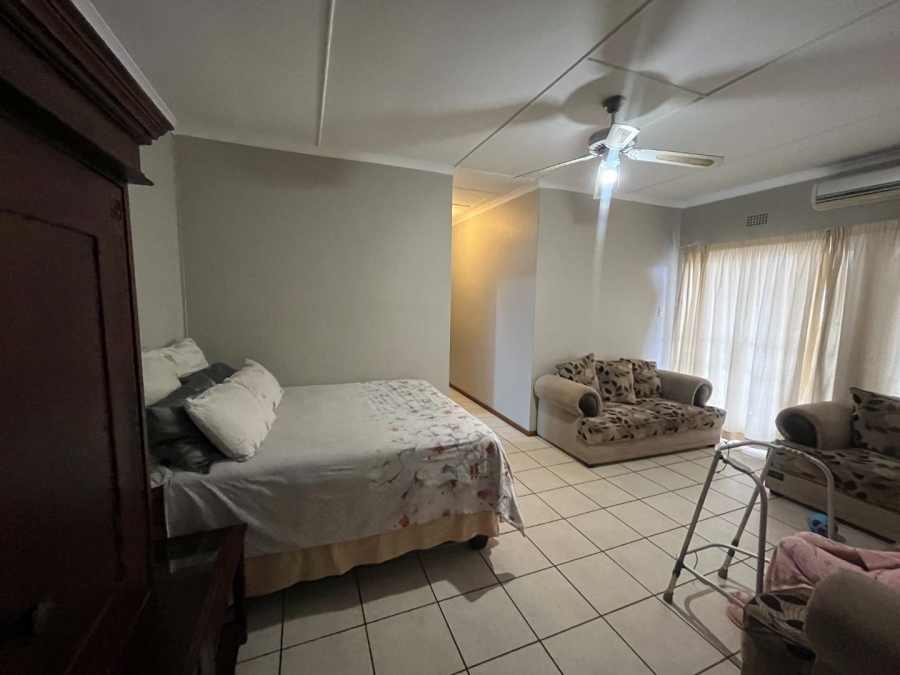 3 Bedroom Property for Sale in Flora Park Northern Cape